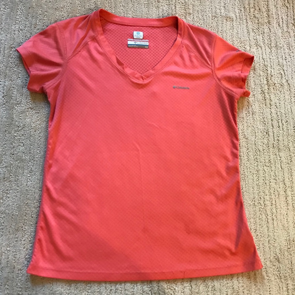 COLUMBIA EXERCISE TEE